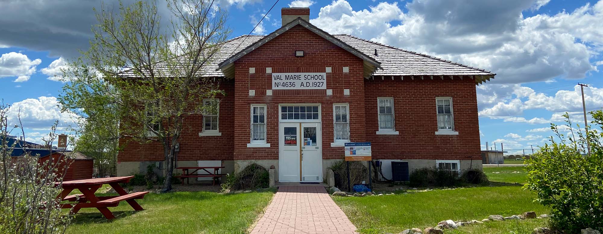 Prairie Wind & Silver Sage - Freinds o Grasslands National Park Val Marie